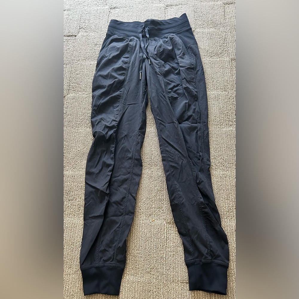 LULULEMON JOGGERS 🌷☀️
